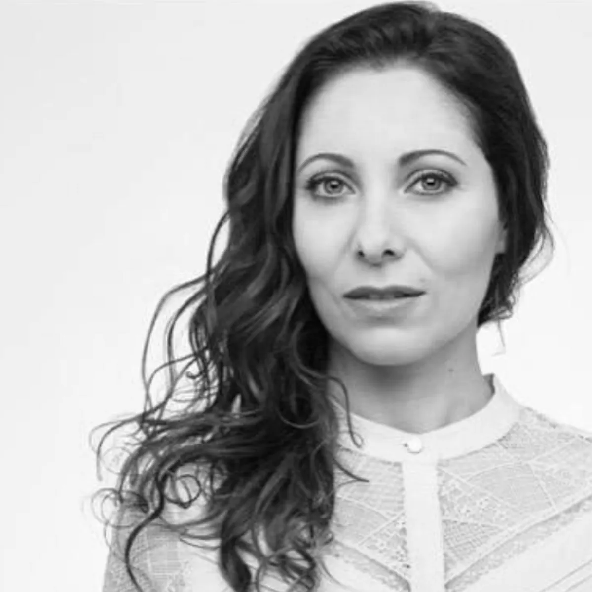 Anna Marie Wayne Headshot